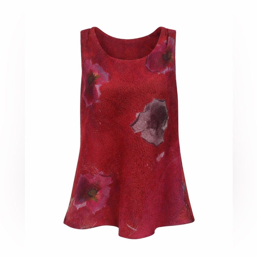 Giorgio Armani Runway 100% Silk Red Floral Textured Sleeveless Top, Size 6